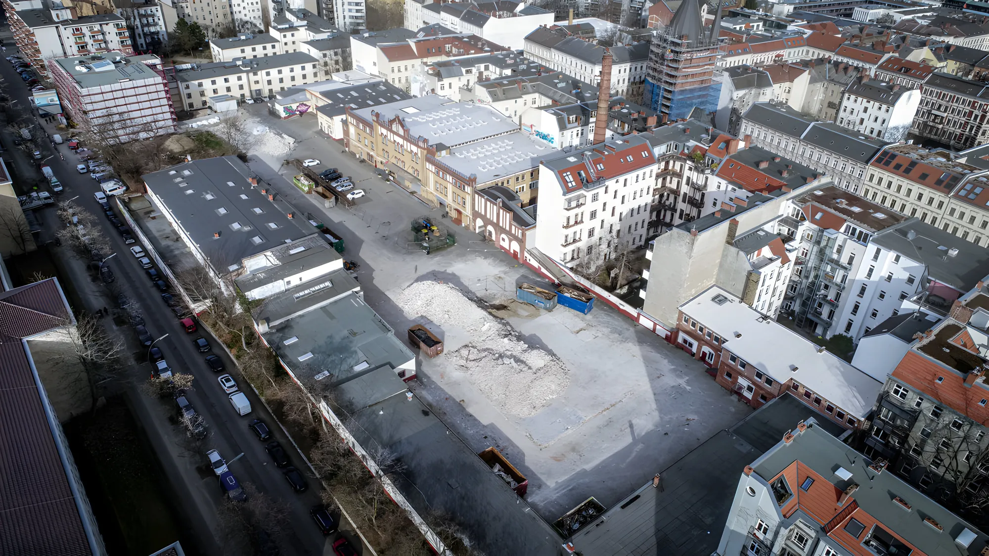 Großes Abbruch-Baufeld in zentraler Berliner Lage, Luftaufnahme